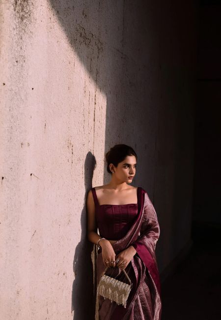 Handloom Stripe Pattu Silk Chanderi Saree in Dual-Tone Wine & Silver