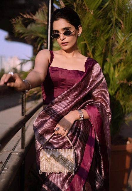 Handloom Stripe Pattu Silk Chanderi Saree in Dual-Tone Wine & Silver