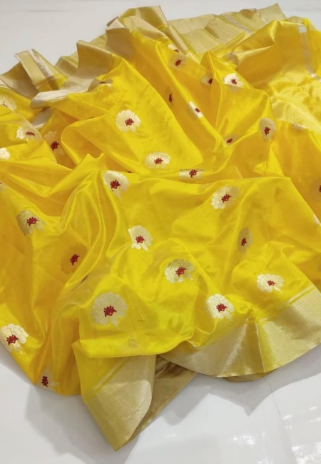 Beautiful Handwoven Pure Pattu Silk Saree