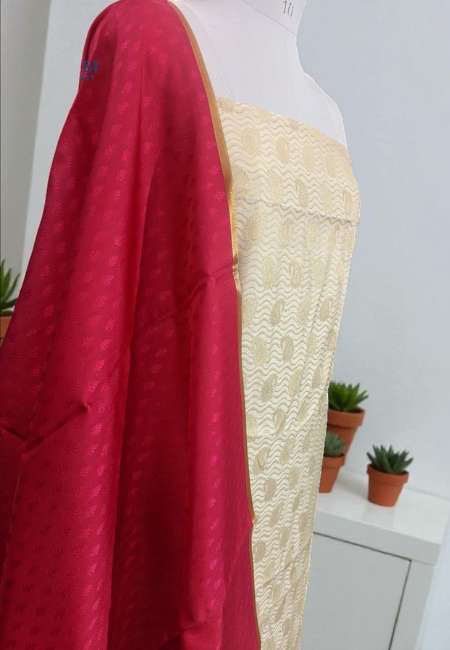 Unstitched Banarasi Brocade Suit with Pink Silk Dupatta – Elegant Winter Ethnic Wear