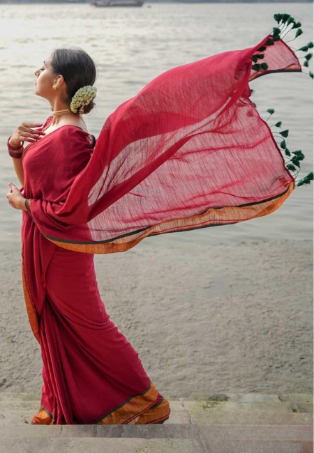 Pure Mul Cotton Saree with Zari Border – Rust Red Elegance