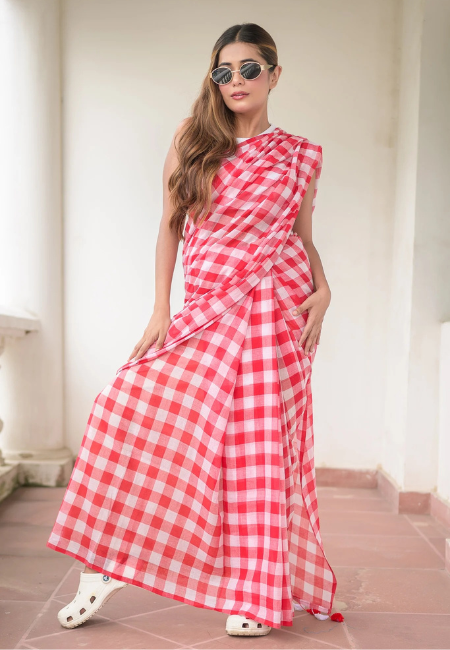 Pure Mul Cotton Saree – Red & White Checkered Summer Classic